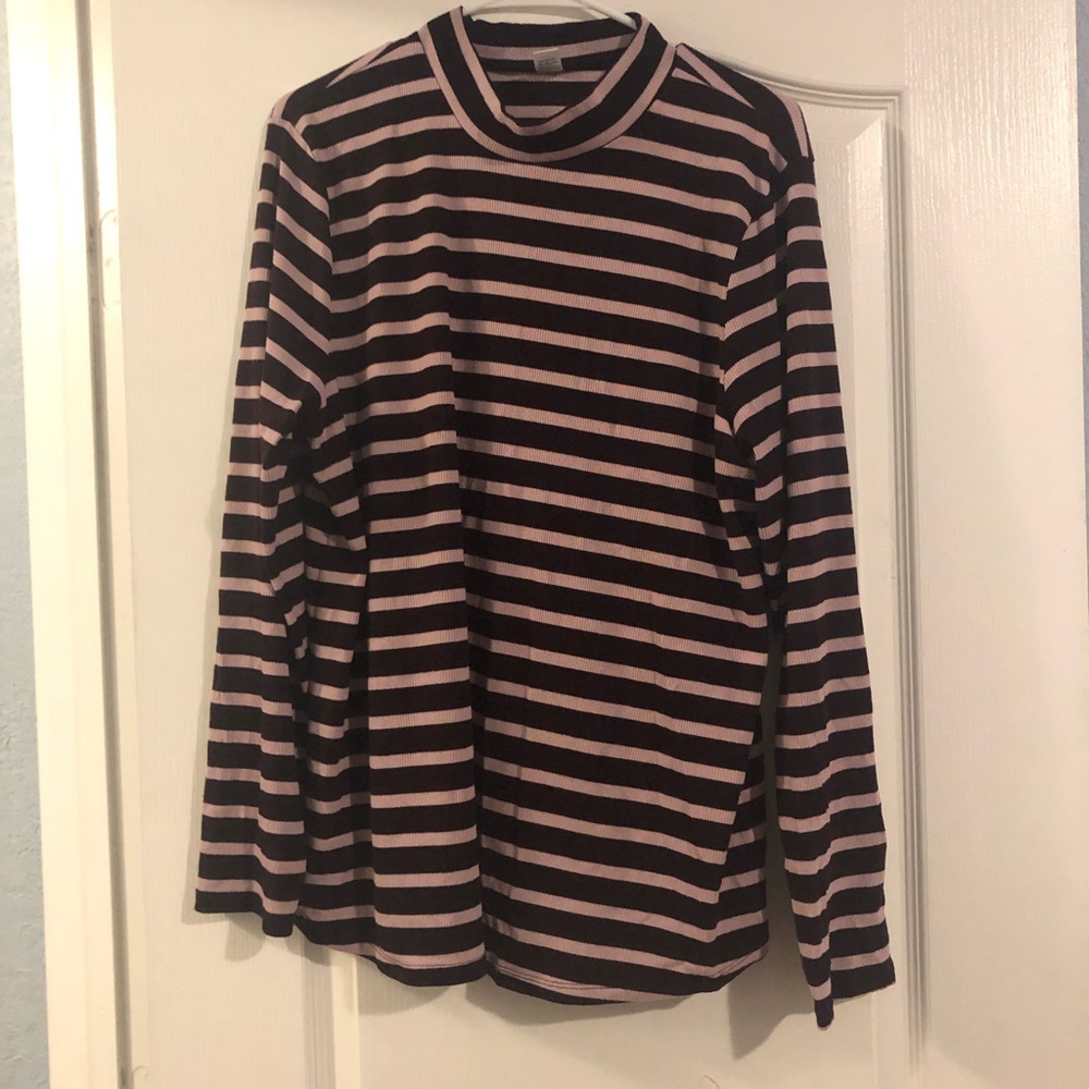 Old navy striped turtleneck top
